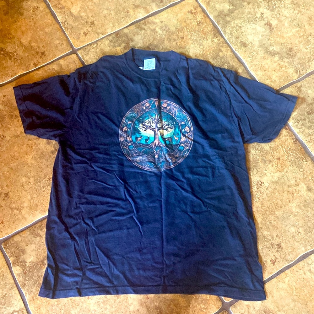 Tree Of Life graphic t-shirt - size xlarge